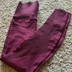 High Waisted SculptKnit Legging - Fabletics, Size M